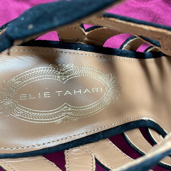 Tahari Gorgeous Black Suede Leather Meredith Wedge Sandals. Size 8. New in Box! - Picture 7 of 14